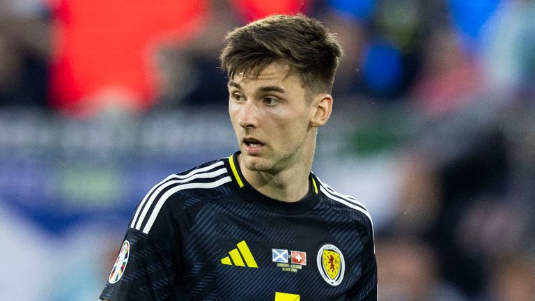 Kieran Tierney: Celtic begin negotiations with Arsenal left-back who joined Gunners in 2019