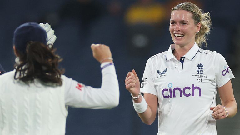 Lauren Bell, England, Women's Ashes Test match (Getty Images)