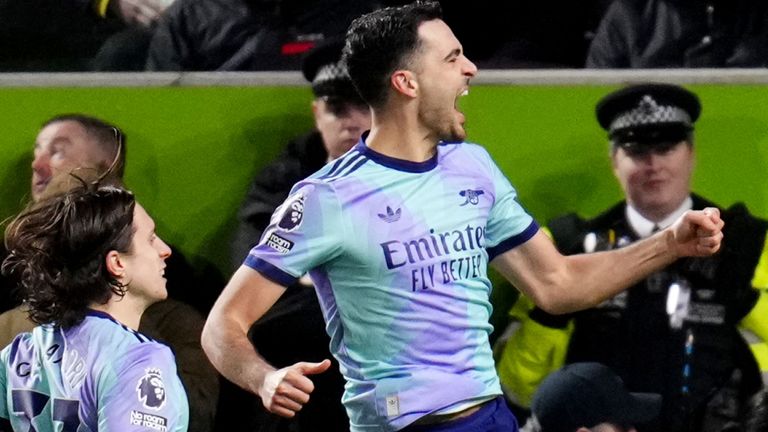 Arsenal's Mikel Merino celebrates scoring the Gunners' second goal vs Brentford