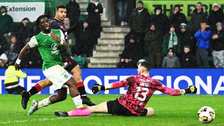 Rangers Hamza Igamane misses a chance to win it late at Hibs