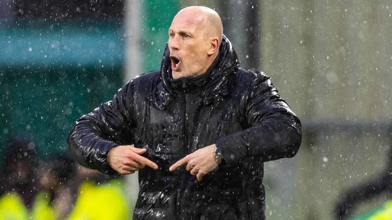 EDINBURGH, SCOTLAND - JANUARY 05: Rangers Manager Philippe Clement during a William Hill Premiership match between Hibernian and Rangers at Easter Road, on January 05, 2025, in Edinburgh, Scotland. (Photo by Ross Parker / SNS Group)