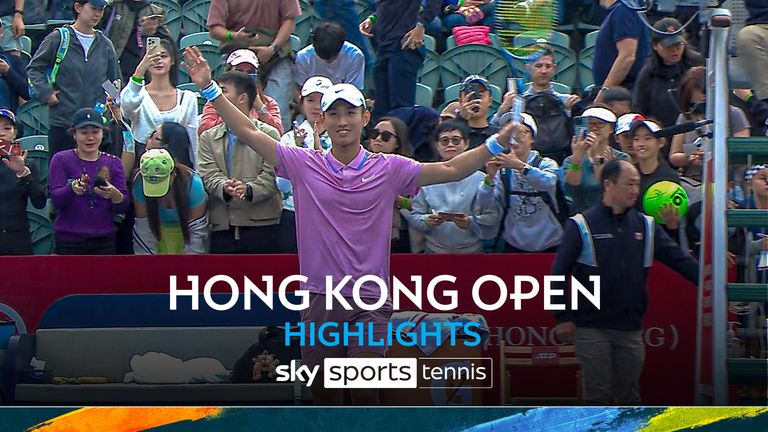 Shang breezes past Martinez to reach Hong Kong QF