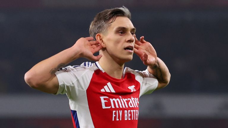 Leandro Trossard celebrates after giving Arsenal the lead