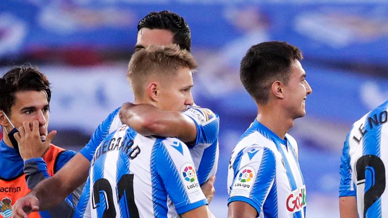 Zubimendi (right) with Martin Odegaard and Mikel Merino for Real Sociedad