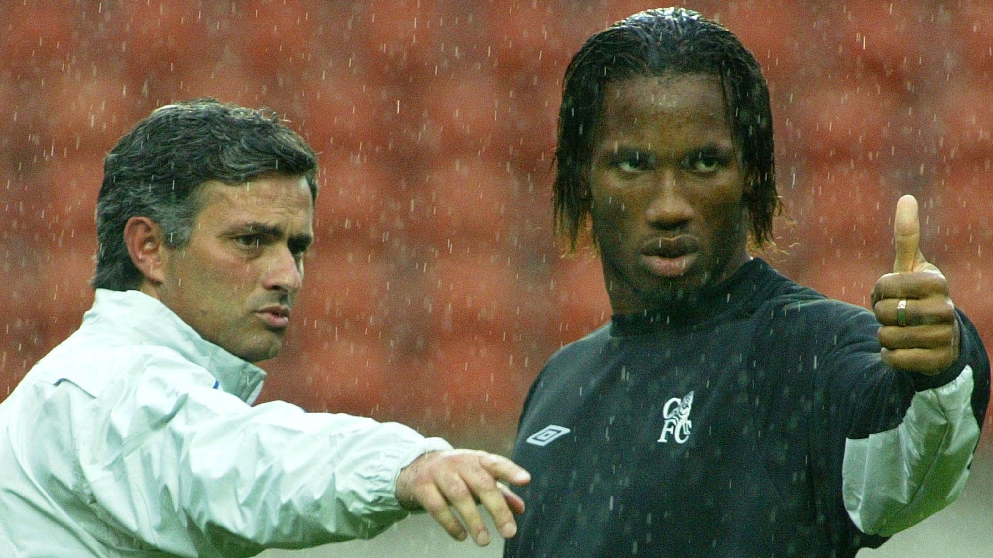 José Mourinho a Didier Drogba