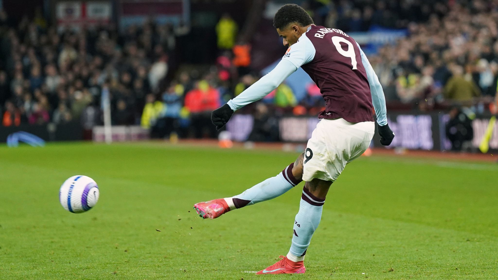 Marcus Rashford: Jamie Redknapp hails Man Utd loanee as Aston Villa's 'new  hero' after Chelsea win | Football News | Sky Sports