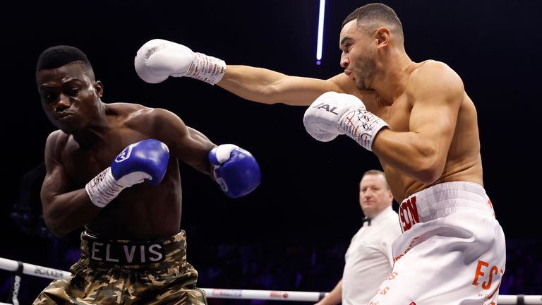 BEN SHALOM BOXXER ANOTHER LEVEL.PIC LAWRENCE LUSTIG/BOXXER.(PICS FREE FOR EDITORIAL USE ONLY).WEMBLEY ARENA 01-02-2025.COMMONWEALTH SUPER MIDDLEWEIGHT CHAMPIONSHIP.CALLUM SIMPSON v ELVIS AHORGAH