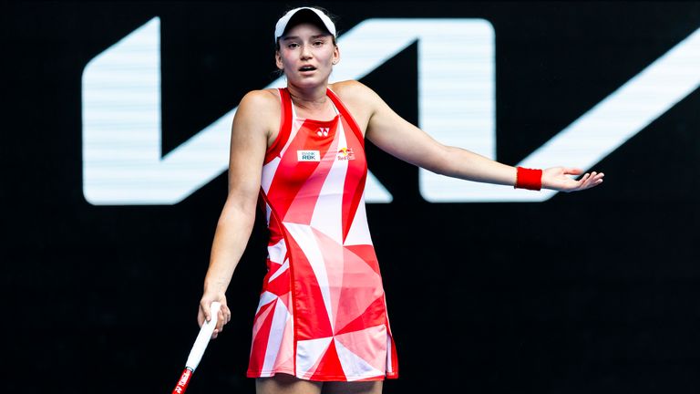 Melbourne, VIC - January 20: Elena Rybakina of Kazakhstan shows her frustration during the fourth round of Australia 2025 on January 20, 2025, in Melbourne Park, Melbourne, Australia. (Photo by Jason Heidrich/Sporter icon) (Sports icon via AP photos)