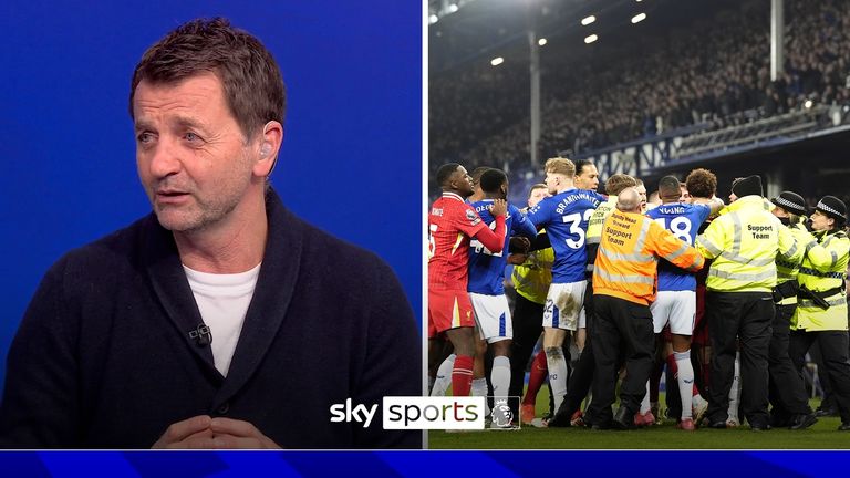 Tim Sherwood believes Everton's dramatic late equaliser has kept the title race alive, with leaders Liverpool now seven points clear of closest challengers Arsenal.