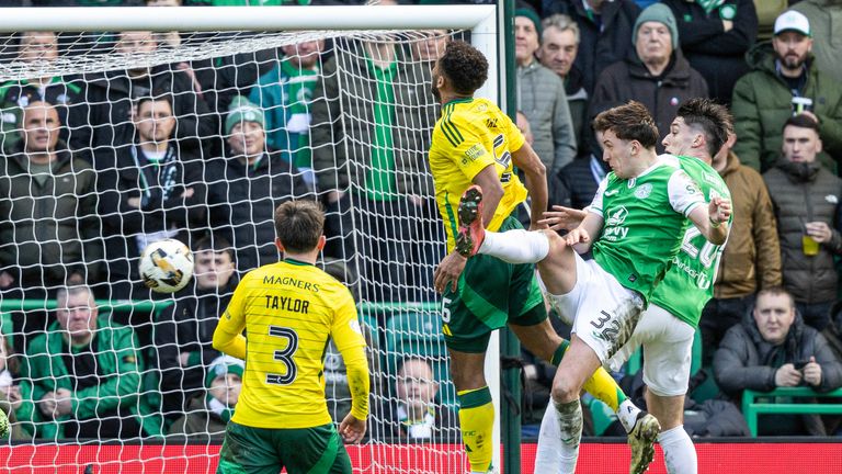 Hibernian's Josh Campbell scores to make it 2-0 vs Celtic