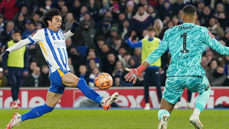 Kaoru Mitoma's clever finish put Brighton ahead in the second half