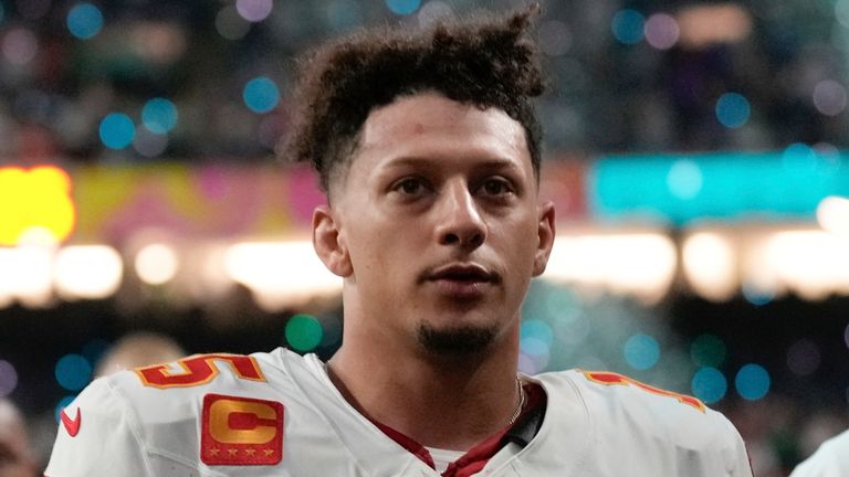 Kansas City Chiefs quarterback Patrick Mahomes (15) and wide receiver JuJu Smith- Schuster (9) walk off the field after a loss to the Philadelphia Eagles during the NFL Super Bowl 59 football game, Sunday, Feb. 9, 2025, in New Orleans. (AP Photo/Abbie Parr)