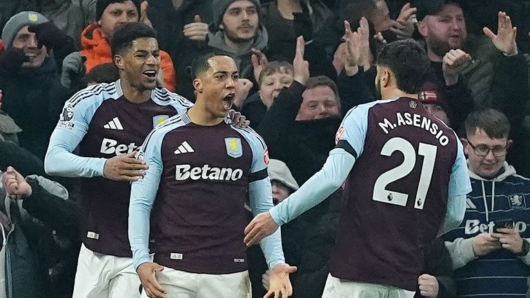 Tielemans celebrates his equaliser