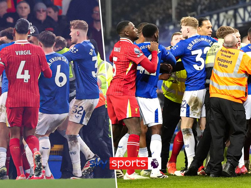 Everton vs Liverpool: Last Merseyside derby at Goodison ends in chaos with FOUR red cards shown! | Football News | Sky Sports