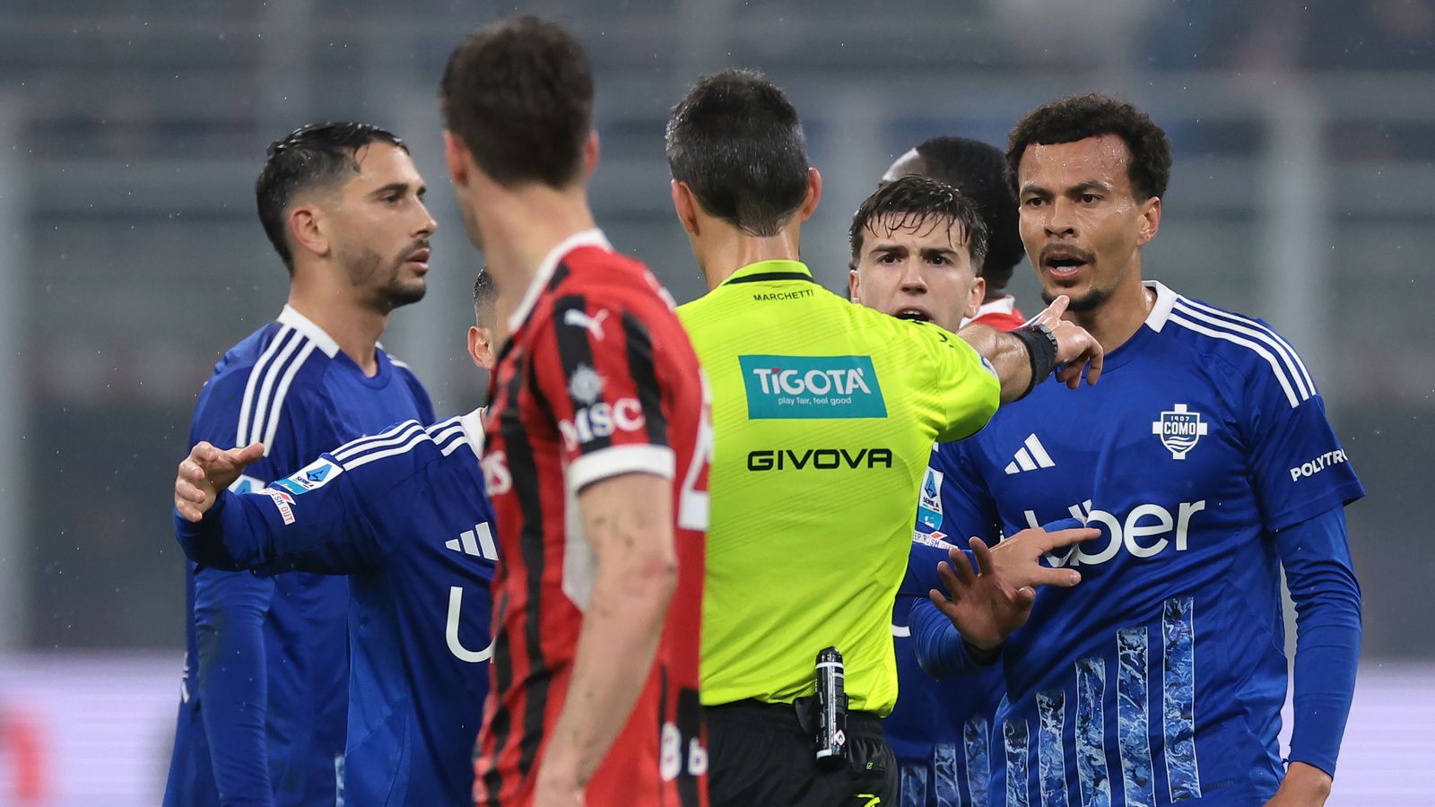 Dele red card: Former Tottenham midfielder sent off 10 minutes into Serie A debut with Como