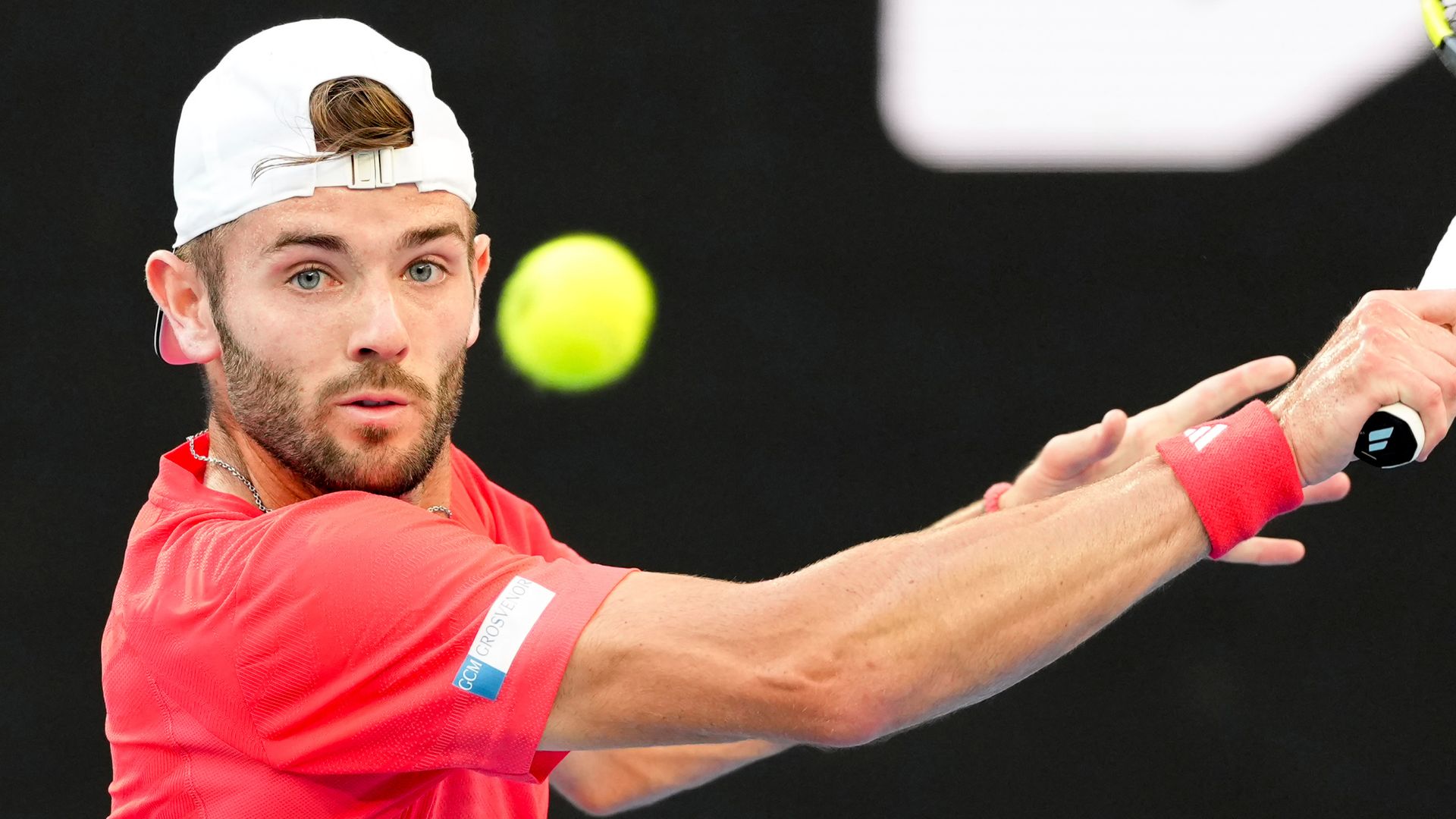 Tennis scores: Fearnley faces De Minaur for last-eight spot in Barcelona