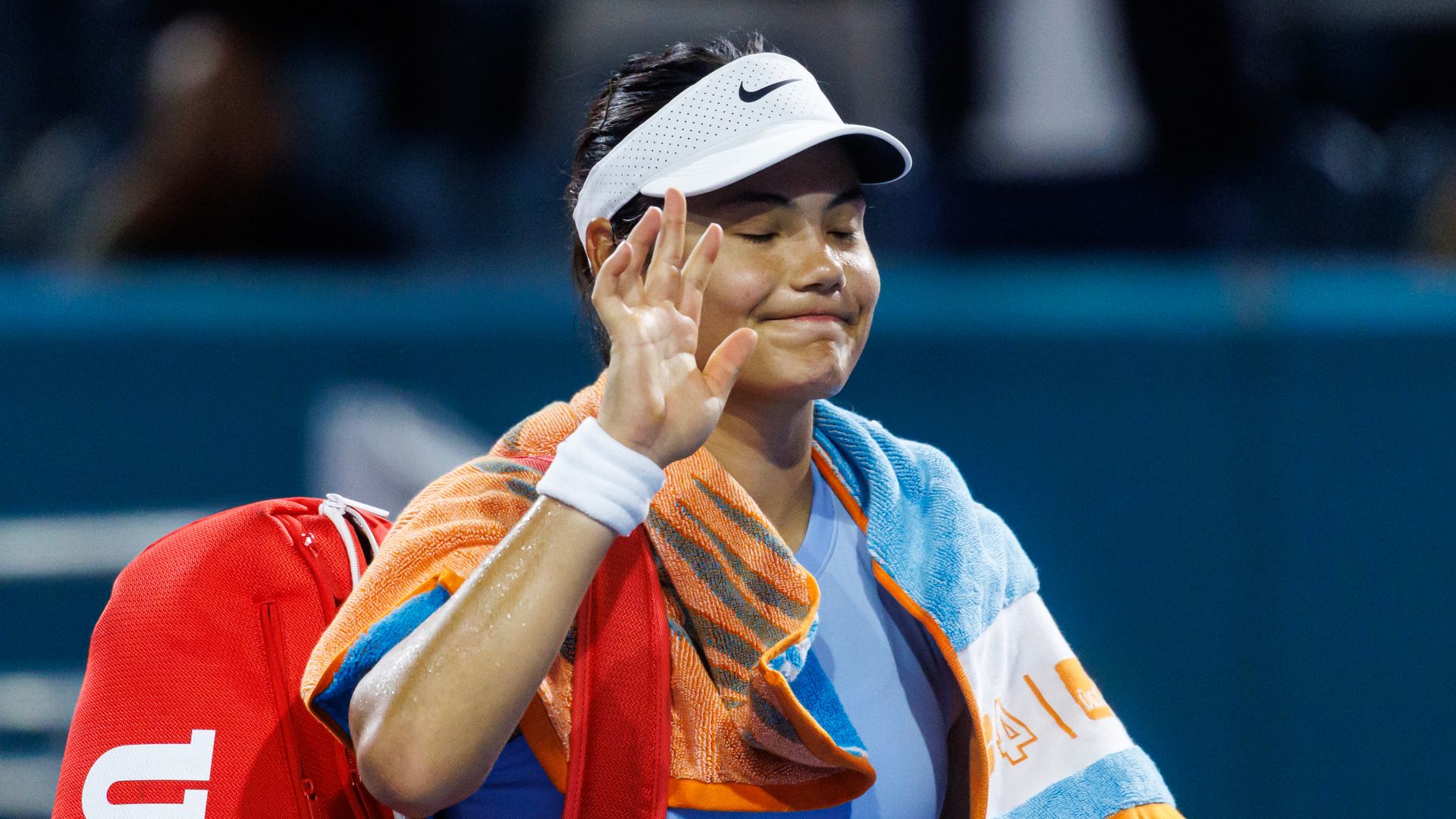 Raducanu's impressive Miami run ends in QFs after heat concerns