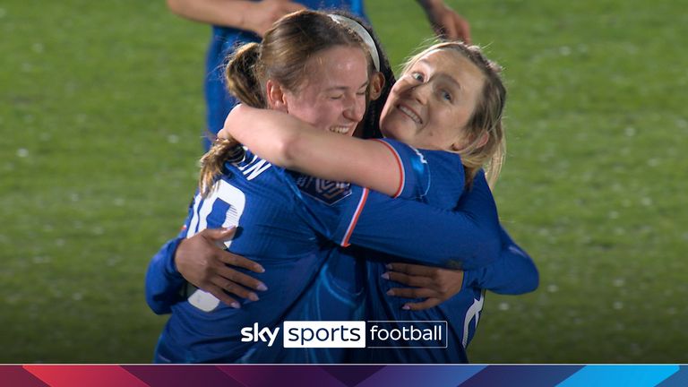 Erin Cuthbert seals Chelsea win beautiful finish