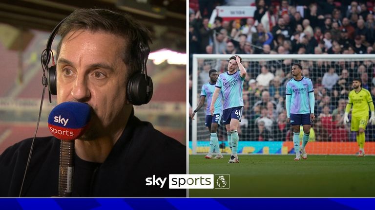 Gary Neville gelooft dat de beslissing van Arsenal om geen spits te ondertekenen in de laatste paar transfervensters de gelegenheid heeft besteed om dit seizoen goed te concurreren voor de Premier League -titel.