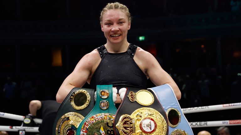 NATASHA JONAS V LAUREN PRICE.UNSTOPPABLE, BOXXER.PIC LAWRENCE LUSTIG/BOXXER.(PICS FREE FOR EDITORIAL USE ONLY).ROYAL ALBERT HALL  7/3/2025.WORLD WELTERWEIGHT CHAMPIONSHIP UNIFICATION.NATASHA JONAS V LAUREN PRICE