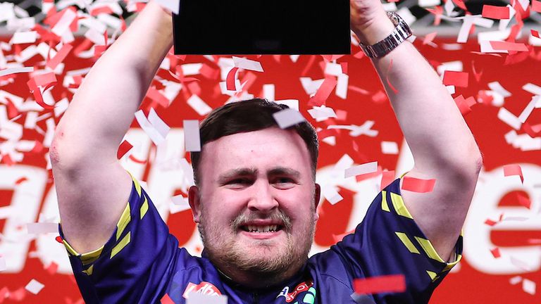 Photos from the 2025 Ladbrokes UK Open at Butlins, Minehead.