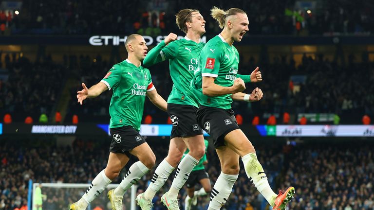 Maksym Talovyerov of Plymouth Argyle celebrates scoring the opening goal during the Emirates FA Cup Fifth Round match between Manchester City and Plymouth Argyle at Etihad Stadium on March 01, 2025 in Manchester, England