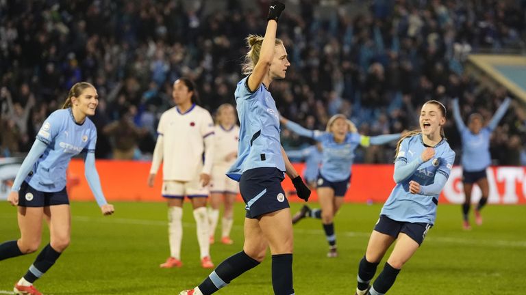 Vivianne Miedema celebrates her opener against Chelsea