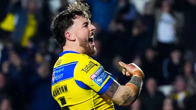 Picture by Olly Hassell/SWpix.com - 21/03/2025 - Rugby League - Betfred Super League Round 5 - St Helens v Warrington Wolves - The Totally Wicked Stadium, St Helens, England - Matty Ashton of Warrington celebrating his try
