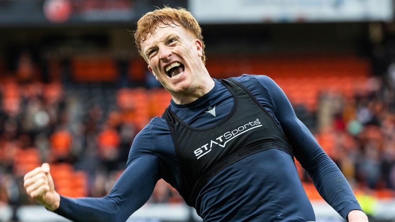 Dundee's Simon Murray celebrates at full time