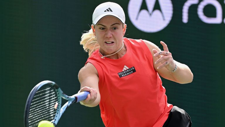 INDIAN WELLS, CA - MARCH 12: Sonay Kartal (GBR) returns a shot during a WTA tennis match played on March 12, 2025 during the BNP Paribas Open played at the Indian Wells Tennis Garden in Indian Wells, CA. (Photo by John Cordes/Icon Sportswire) (Icon Sportswire via AP Images)