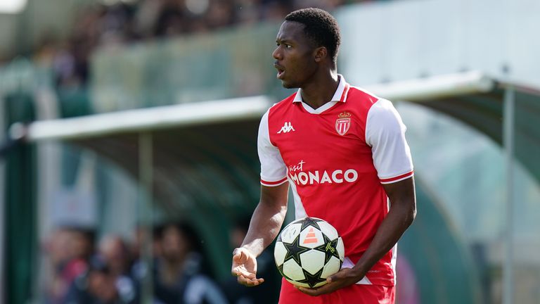 Valy Konate de AS Mónaco durante el partido de la UEFA Youth League 2024/25 entre CP deportivo y como Mónaco en la Academia Cristiano Ronaldo - Sporting Clube de Portugal el 12 de febrero de 2025 en Alcoquete, Portugal.