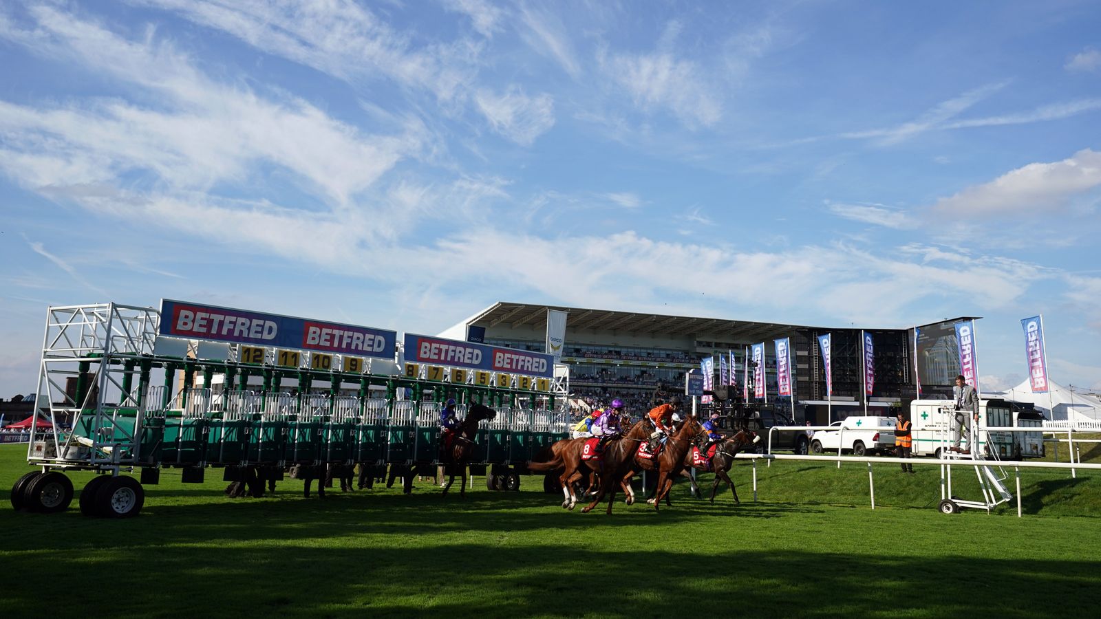 Today on Sky Sports Racing: Doncaster, Chepstow and Fontwell feature