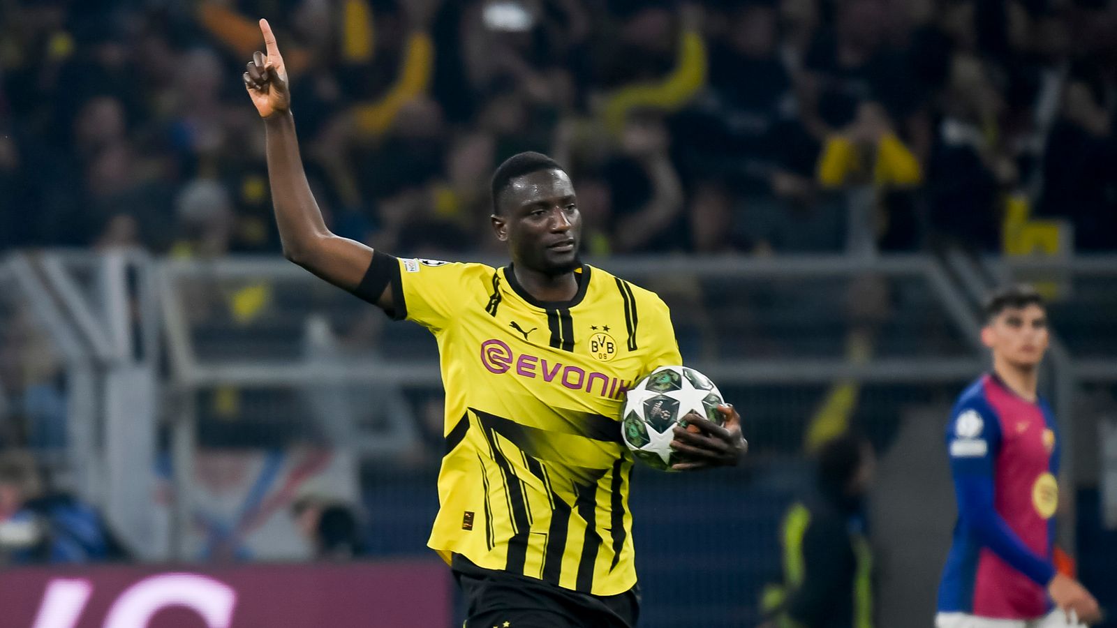 Borussia Dortmund 3-1 Barcelona (Agg 3-5): Serhou Guirassy hat-trick in  vain as Barca advance to Champions League semi-finals | Football News | Sky  Sports