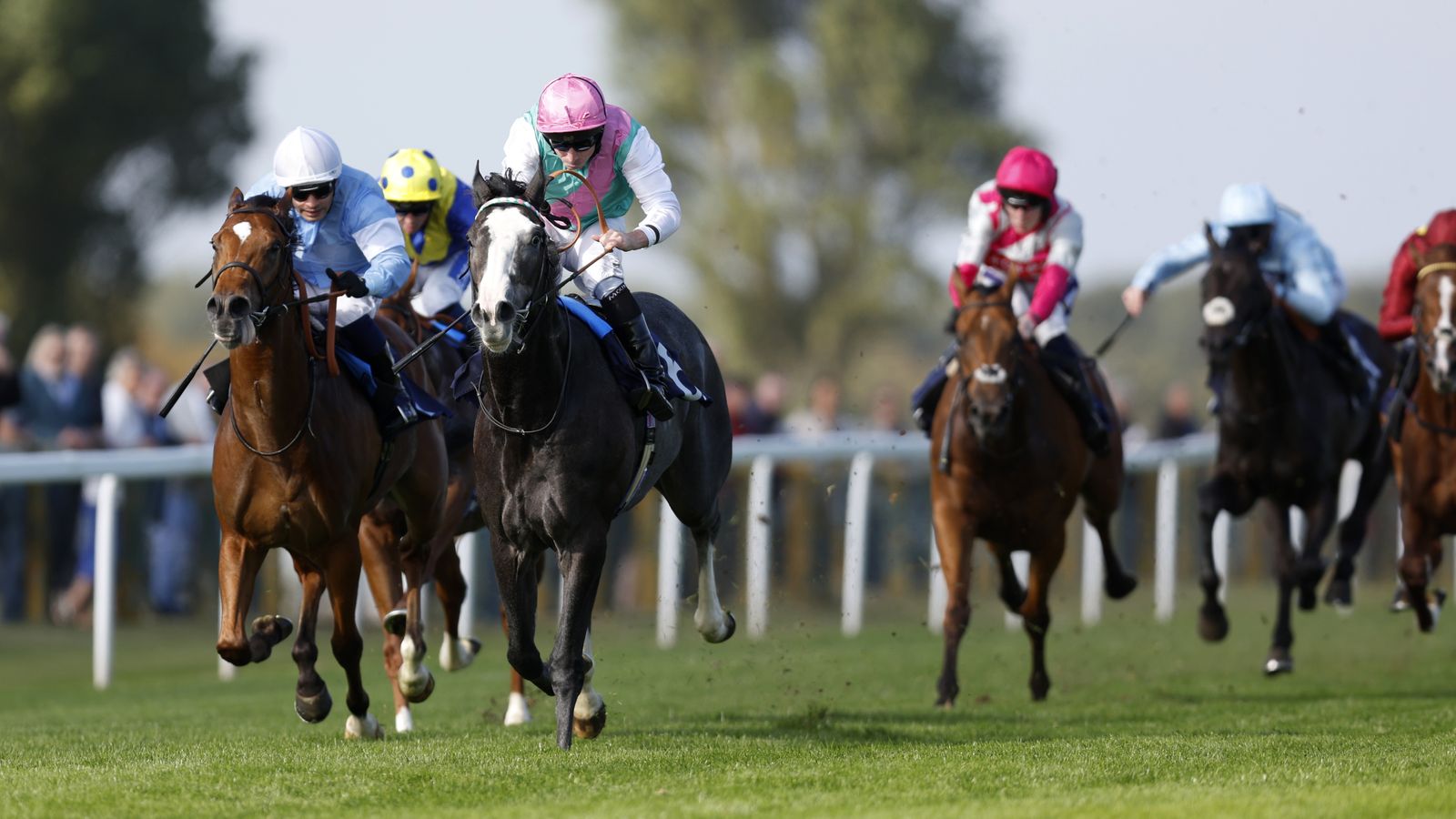 Today on Sky Sports Racing: Yarmouth and Southwell host Flat action