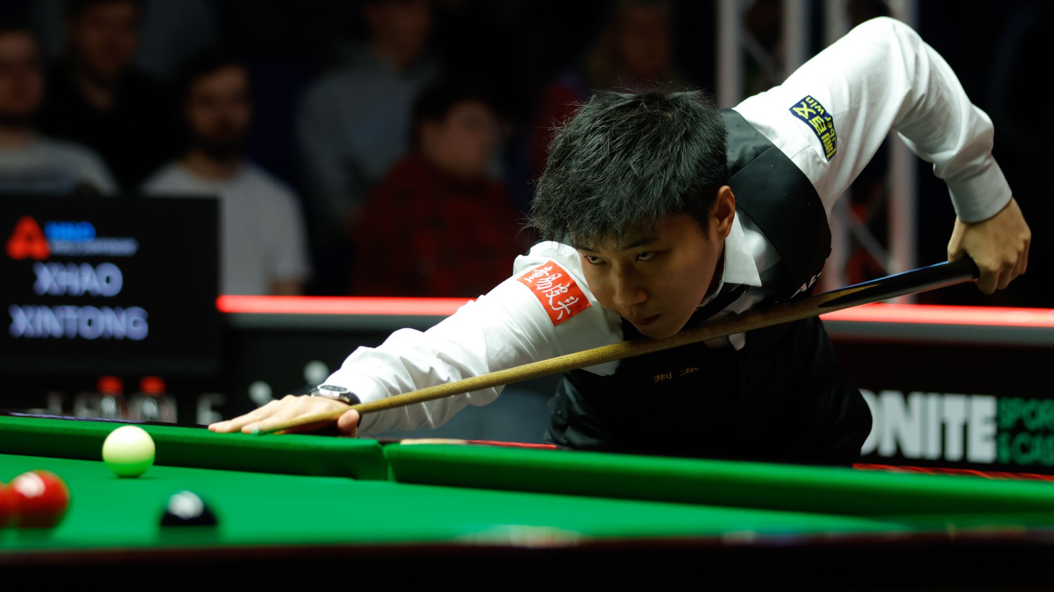 World Snooker Championship Ronnie O Sullivan And Zhao Xintong Tied At 4 4 After First Session World Snooker Championship Ronnie O Sullivan And Zhao Xintong Tied At 4 4 After First Session