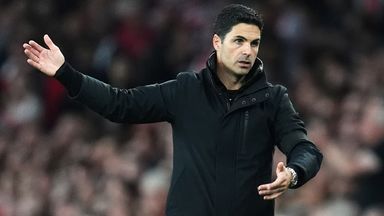 Arsenal manager Mikel Arteta reacts on the touchline during the UEFA Champions League semi-final vs PSG