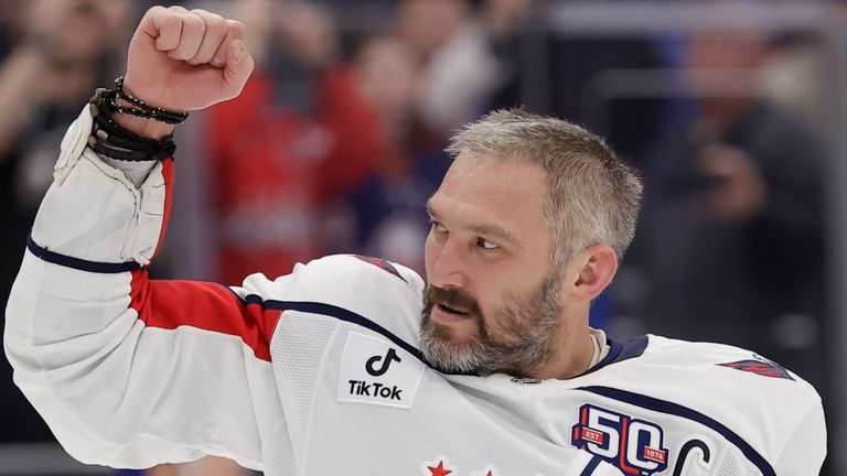 Ovechkin breaks Gretzky's NHL career goals record
