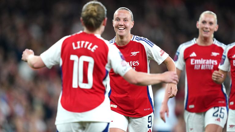 Beth Mead celebrates with Kim Little
