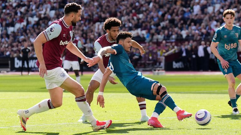 Bournemouth's Evanilson scores against West Ham