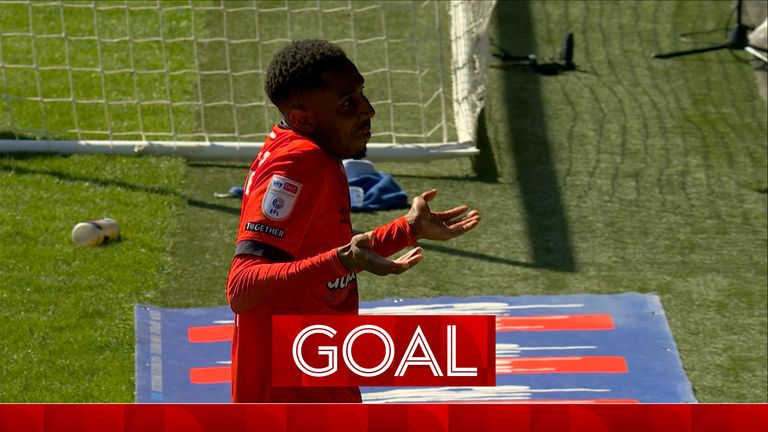 Isaiah Jones goal Luton vs Leeds