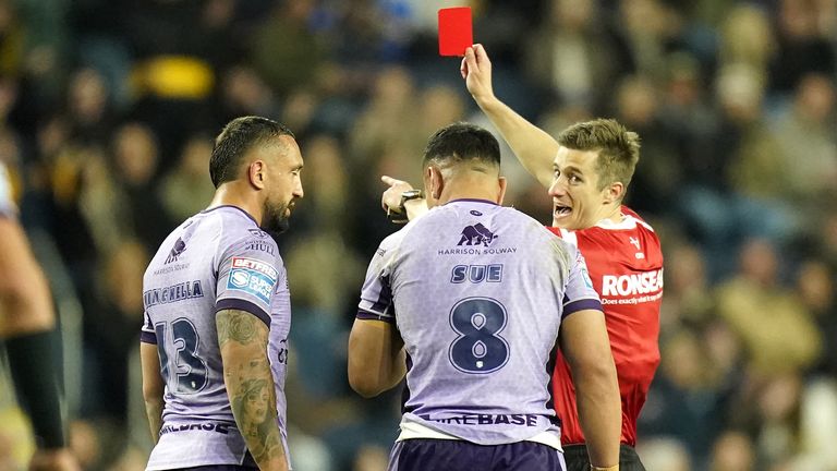 Sauaso Sue sent off for Hull KR at Leeds Rhinos