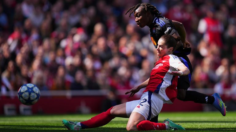 Melchie Dumornay restores Lyon's lead over Arsenal at the Emirates
