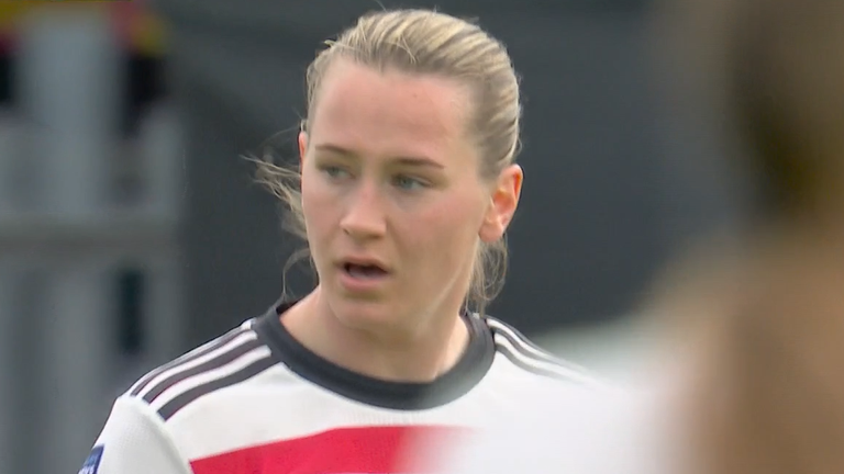 Elisabeth Terland rues a missed opportunity at West Ham