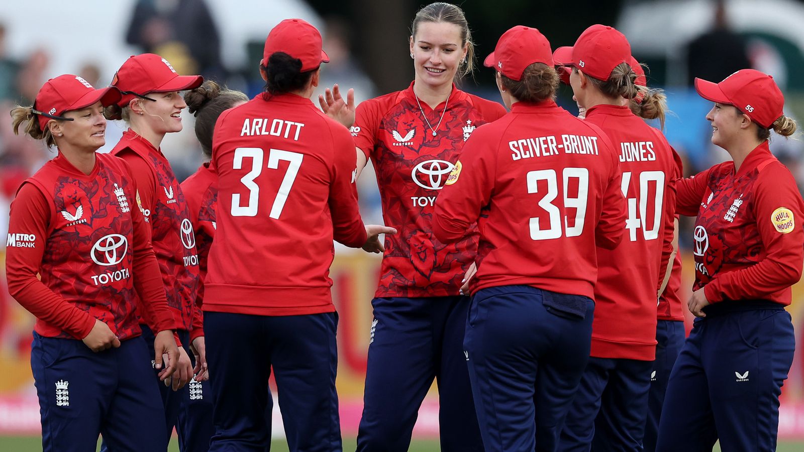 https://e0.365dm.com/25/05/1600x900/skysports-england-west-indies_6923582.jpg?20250521201317
