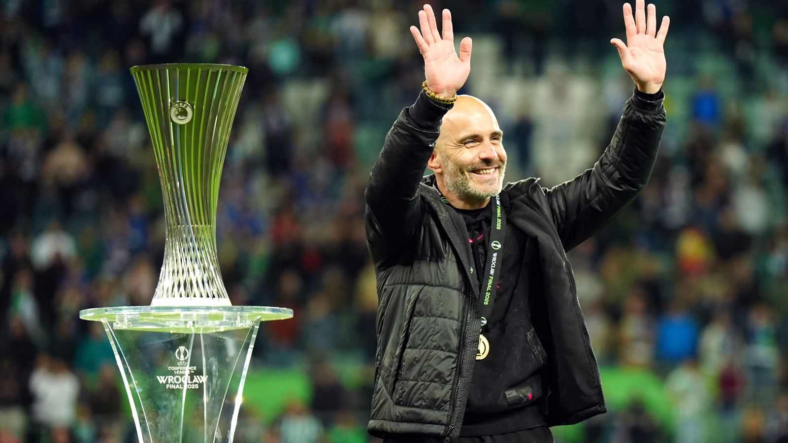 https://e0.365dm.com/25/05/1600x900/skysports-enzo-maresca-chelsea_6929966.jpg?20250528225429