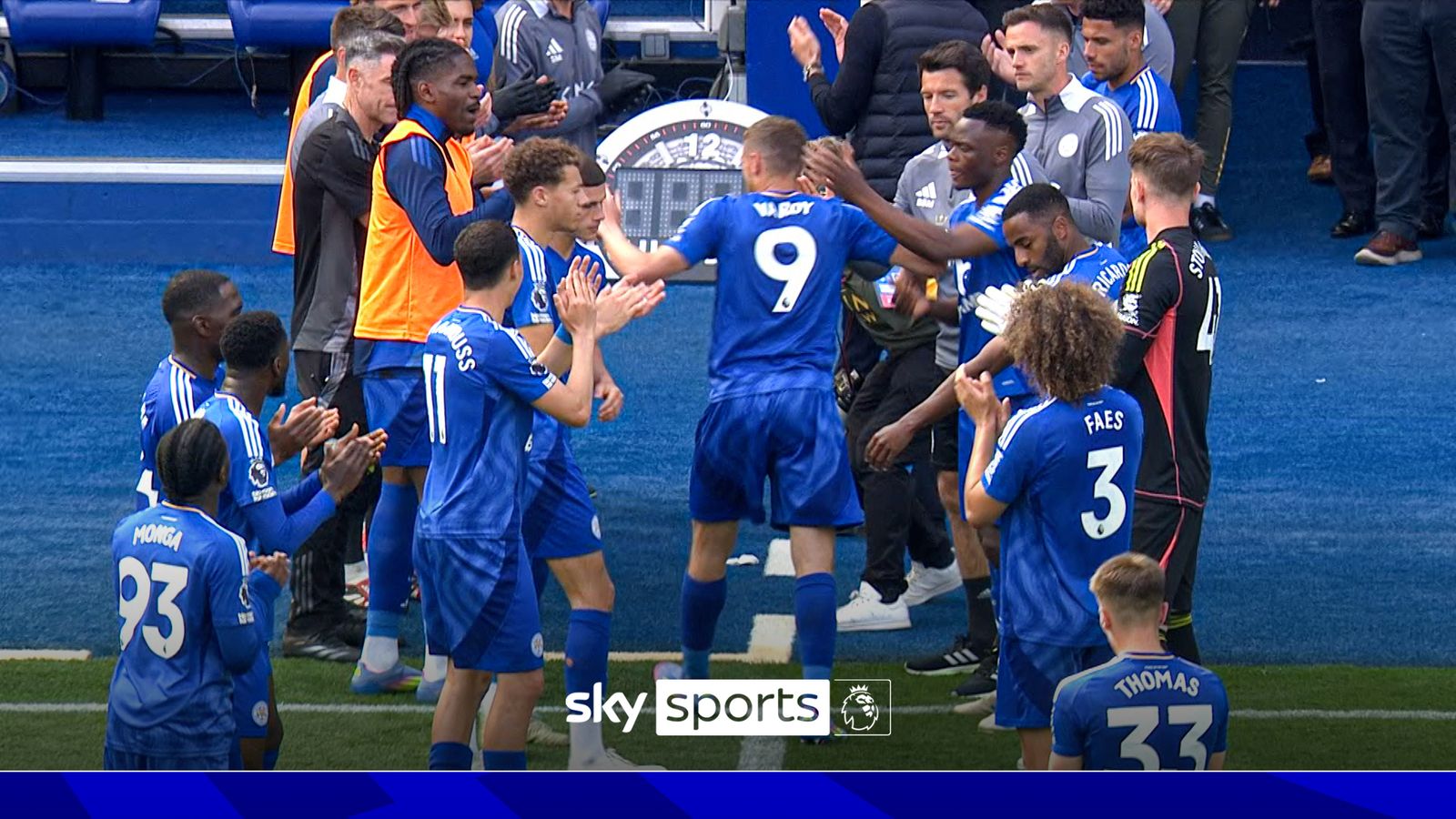 https://e0.365dm.com/25/05/1600x900/skysports-guard-of-honour-jamie-vardy_6920987.jpg?20250518190904