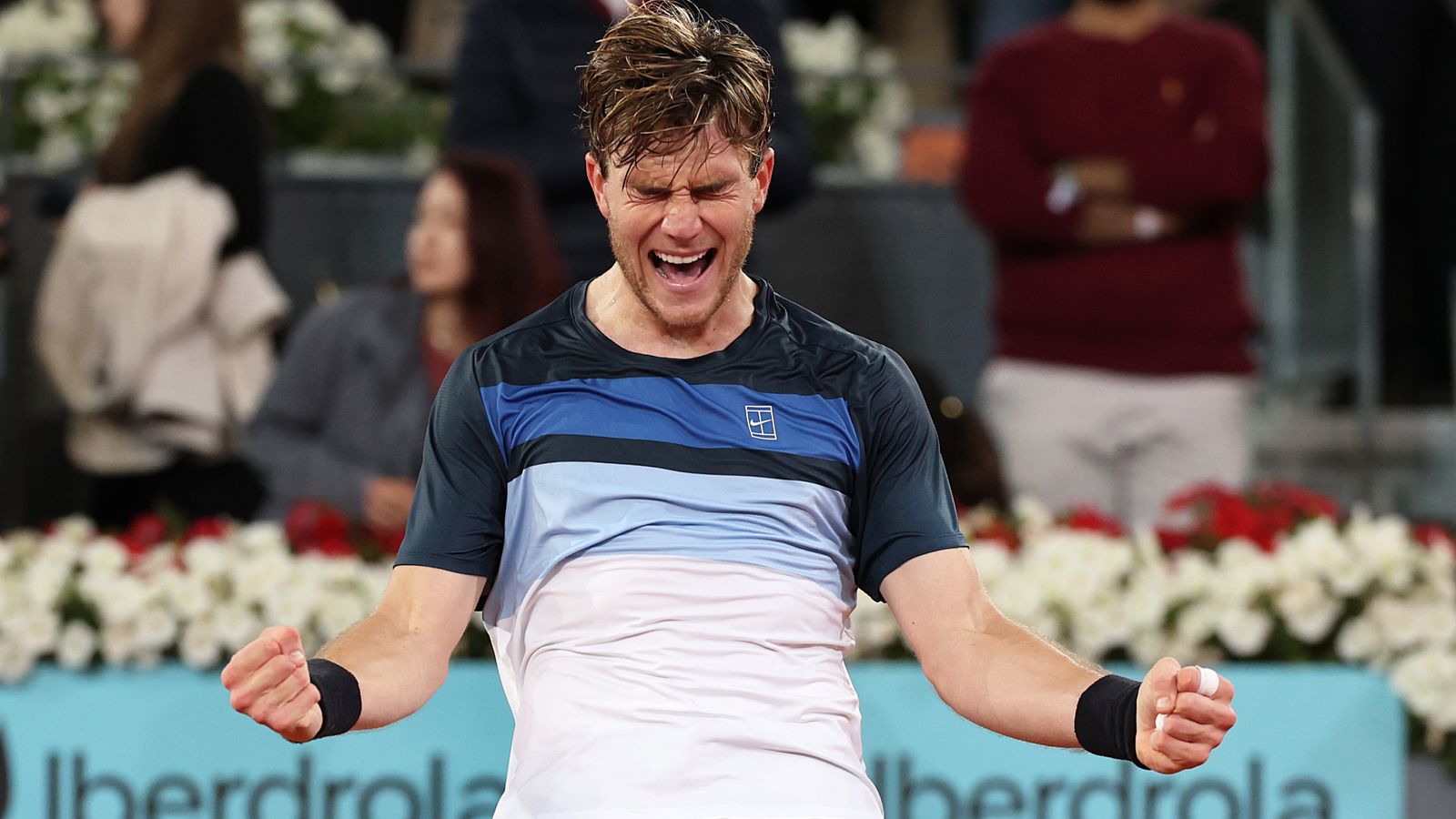 https://e0.365dm.com/25/05/1600x900/skysports-jack-draper-tennis_6904082.jpg?20250502213729