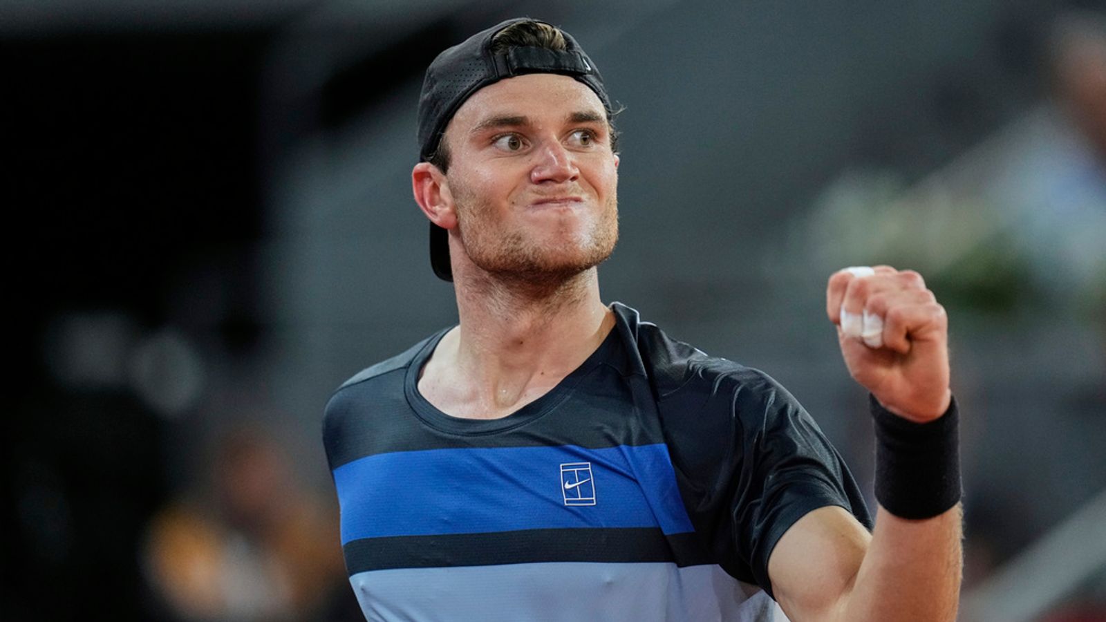 https://e0.365dm.com/25/05/1600x900/skysports-jack-draper-tennis_6908956.jpg?20250507121023