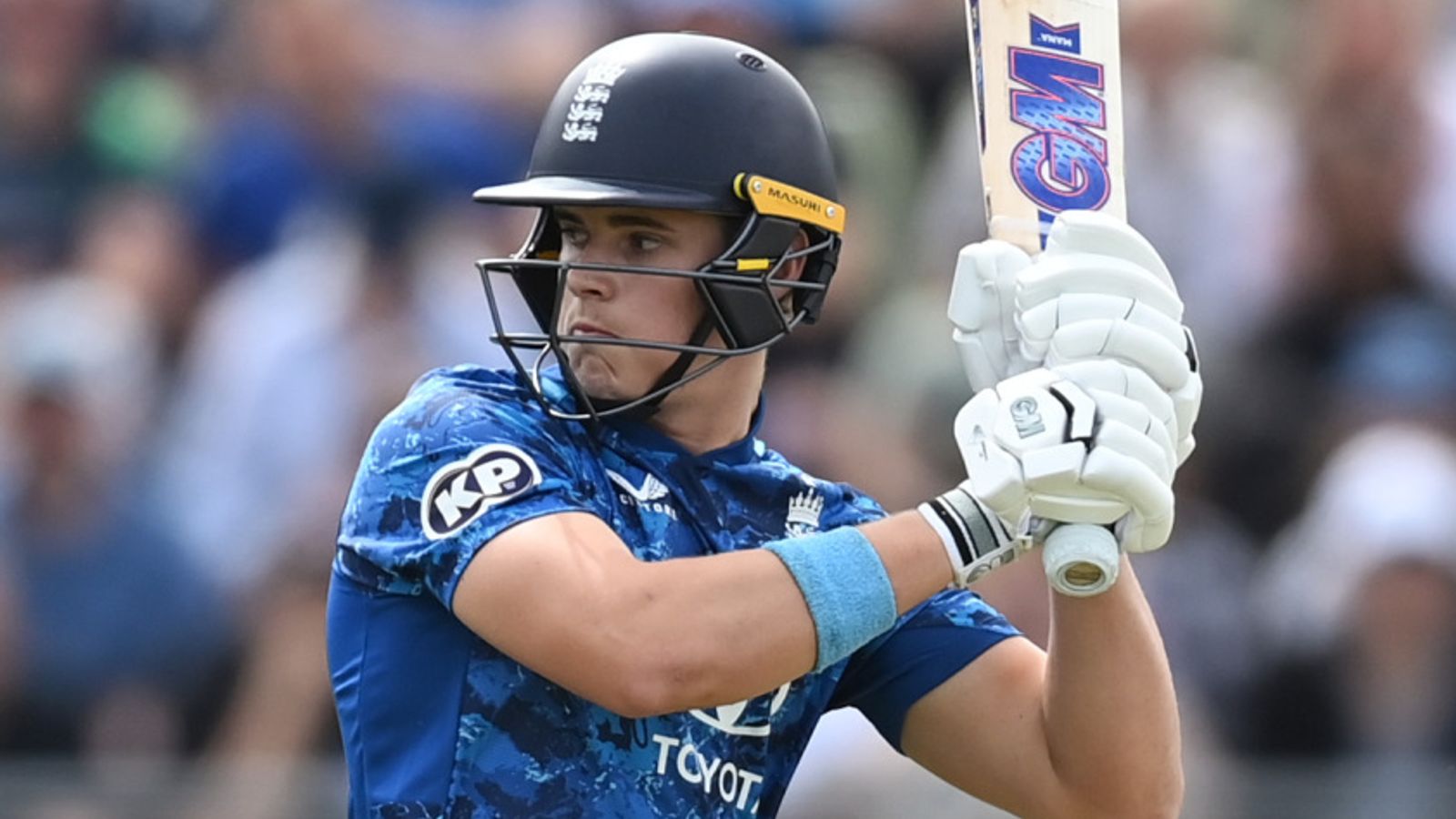 https://e0.365dm.com/25/05/1600x900/skysports-jacob-bethell-england_6930506.jpg?20250529162600