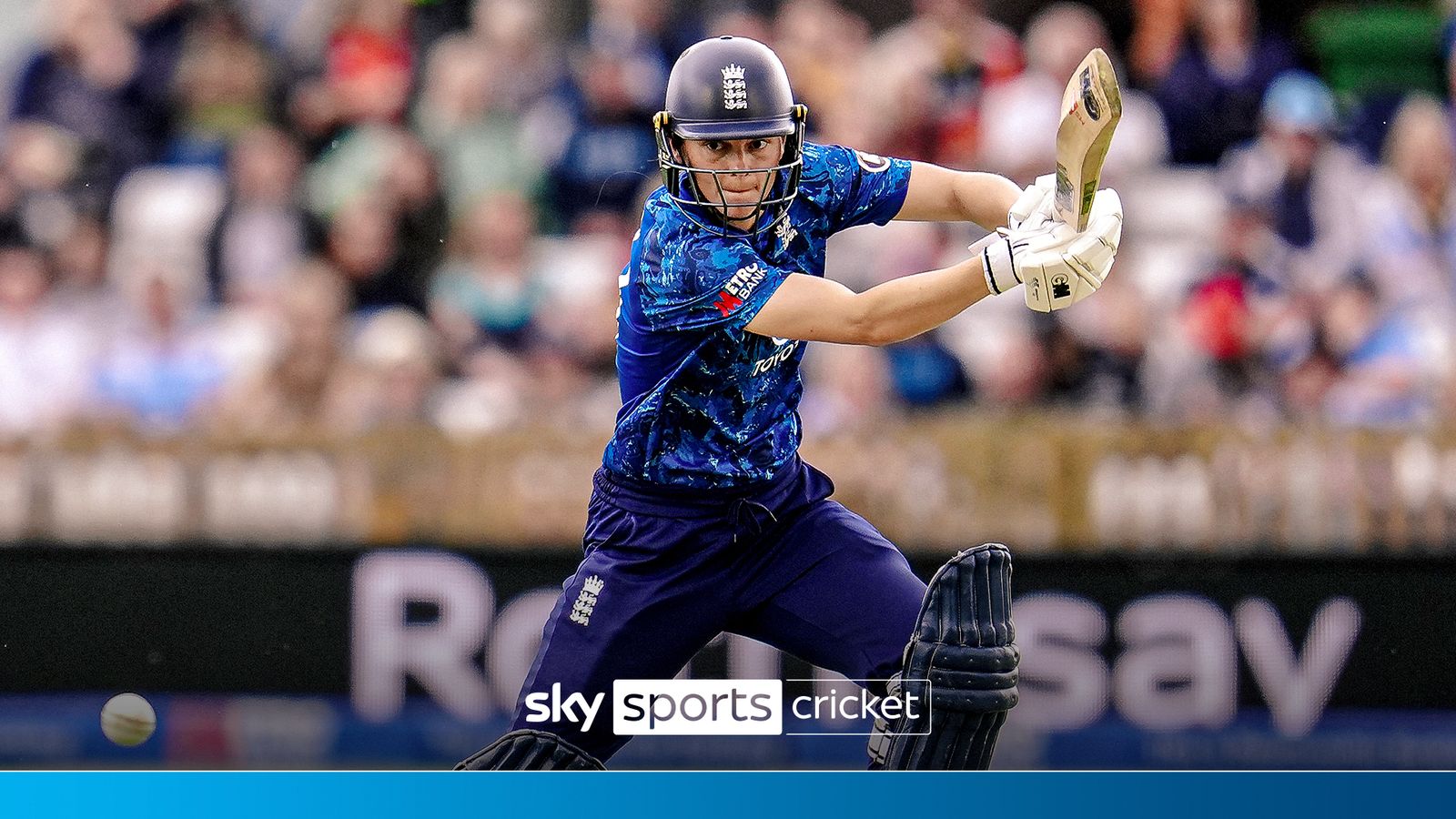https://e0.365dm.com/25/05/1600x900/skysports-jones-c-half-century_6931252.jpg?20250530141335